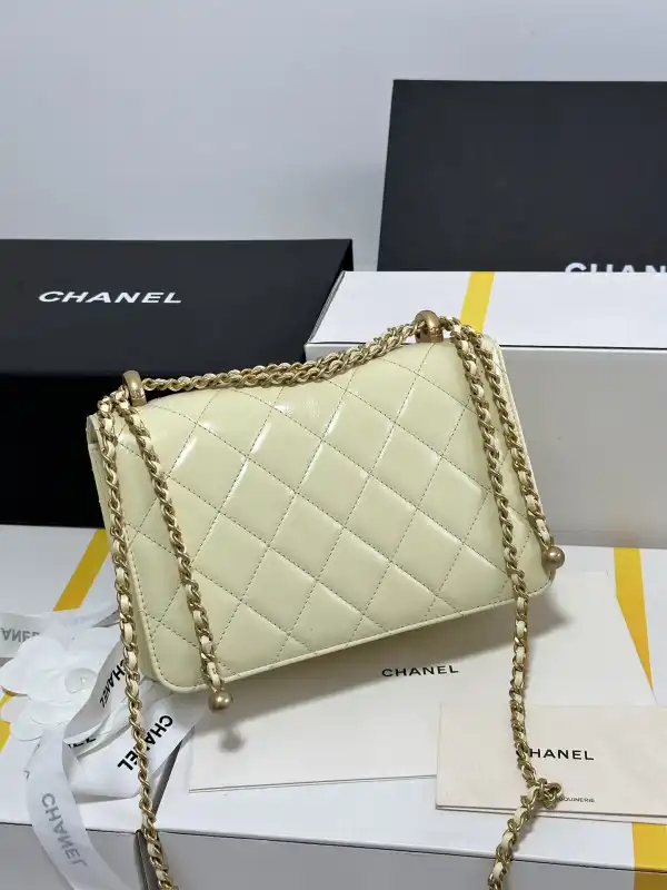 Firstbag ru CHANEL FLAP BAG - 14.5*22*8cm 0130