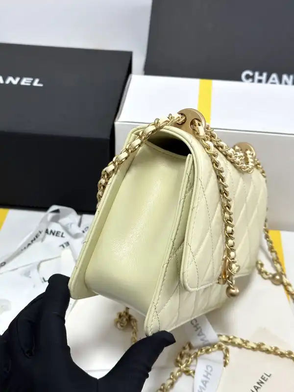 Firstbag ru CHANEL FLAP BAG - 14.5*22*8cm 0130