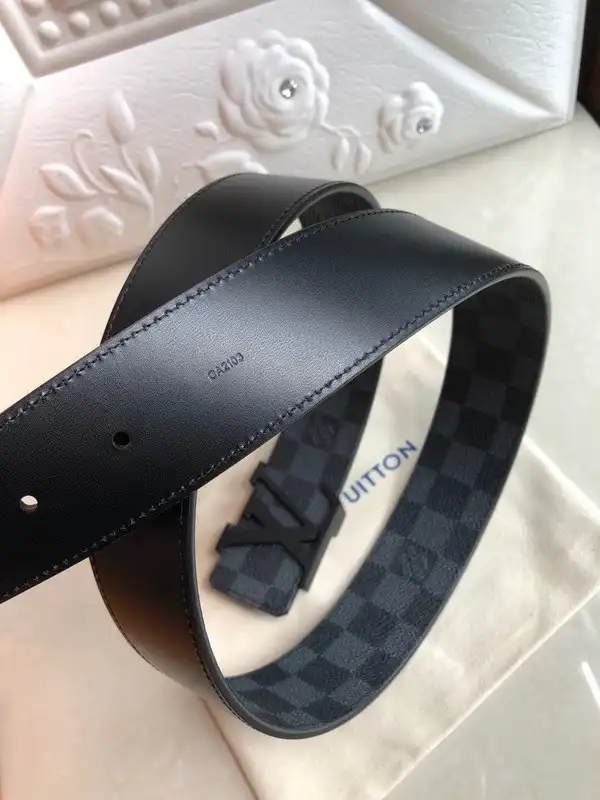 First bag ru Louis Vuitton Belt 0127