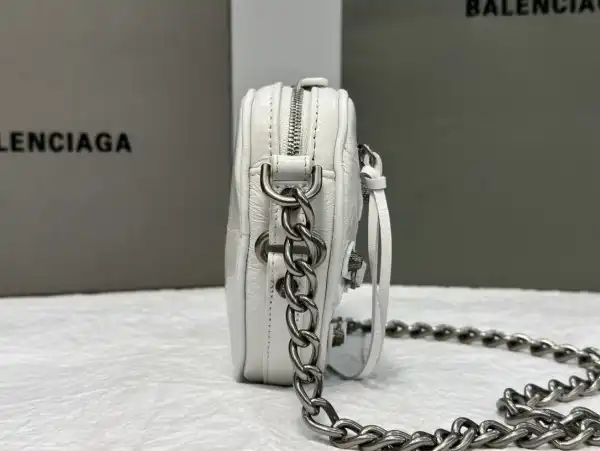 First bag ru BALENCIAGA  Le Cagole Heart mini metallic crinkled-leather shoulder bag 0124