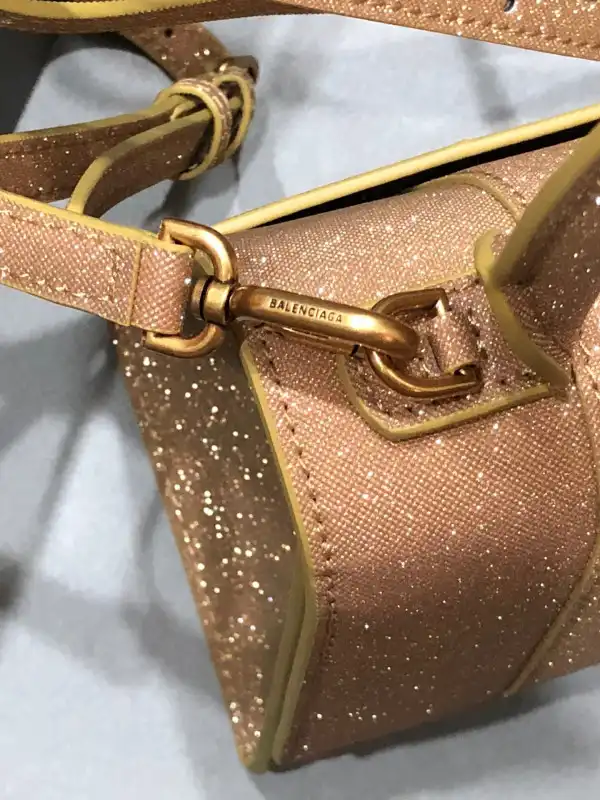 First bag ru BALENCIAGA HOURGLASS 0124