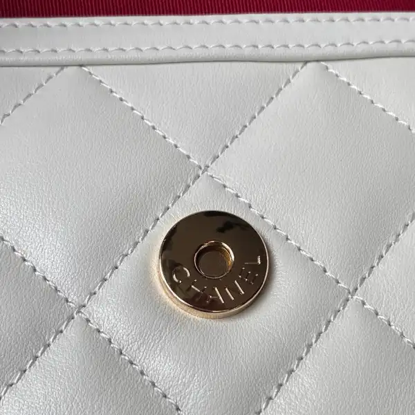 First bag ru CHANEL MAXI HOBO HANDBAG 0130