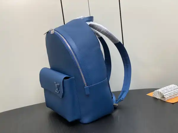 Firstbag ru LOUIS VUITTON TAKEOFF BACKPACK 0125