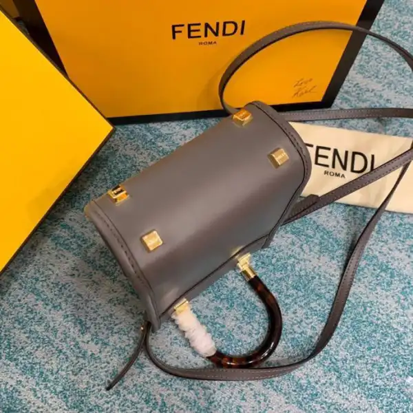 First bag ru FENDI MINI SUNSHINE SHOPPER-13-18-6.5cm 0122