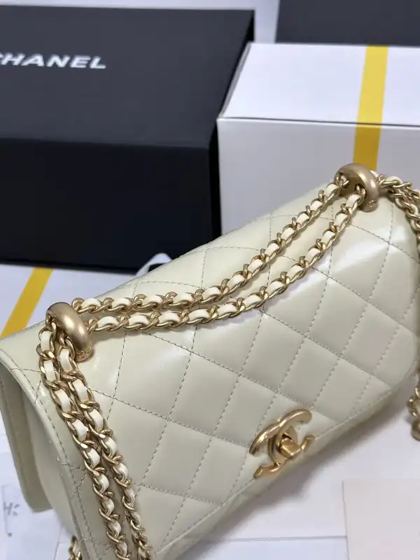 Firstbag ru CHANEL FLAP BAG - 14.5*22*8cm 0130