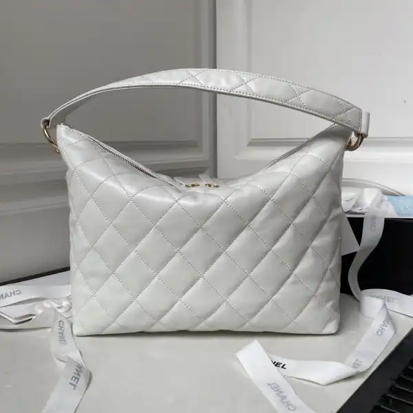 First bag ru CHANEL MAXI HOBO HANDBAG 0130