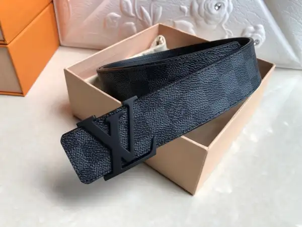 First bag ru Louis Vuitton Belt 0127