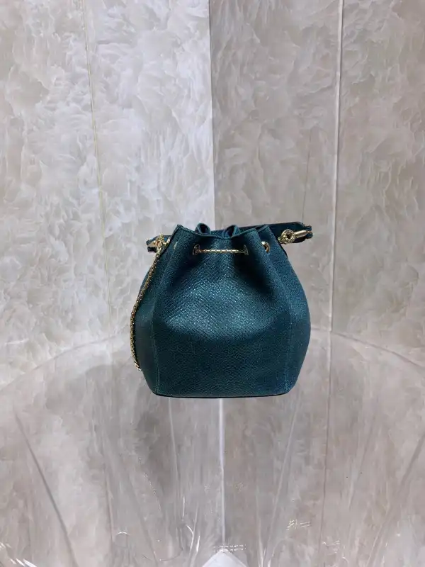 Firstbag ru BVLGARI SERPENTI FOREVER BUCKET BAG 0129