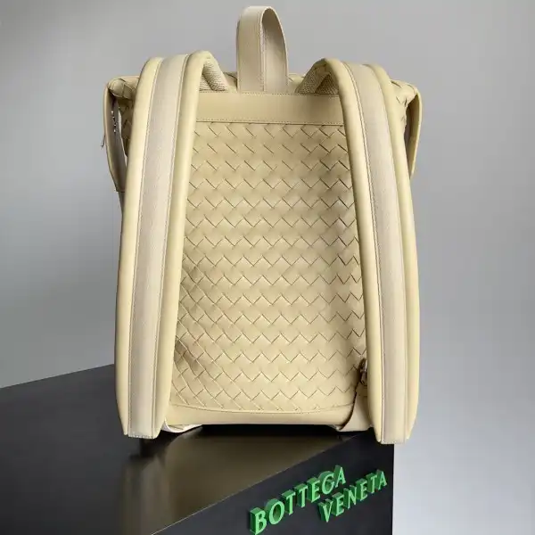 Firstbag ru BOTTEGA VENETA Arco Backpack 0131