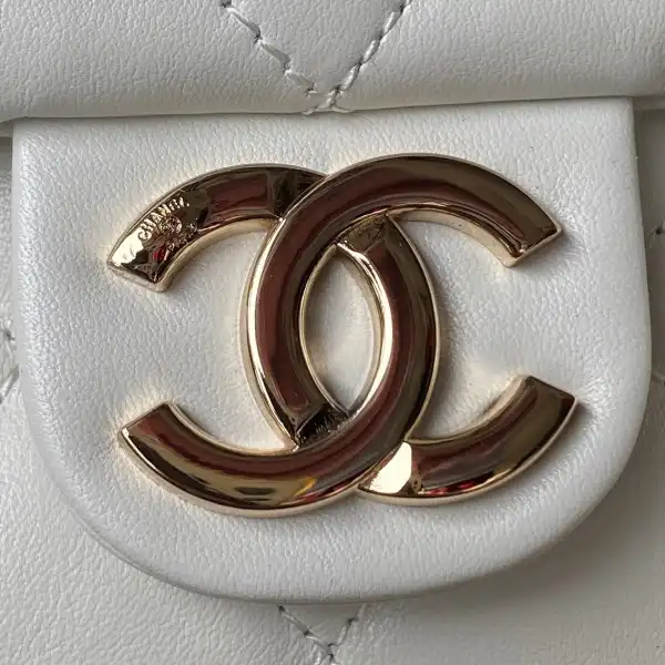 First bag ru CHANEL MAXI HOBO HANDBAG 0130