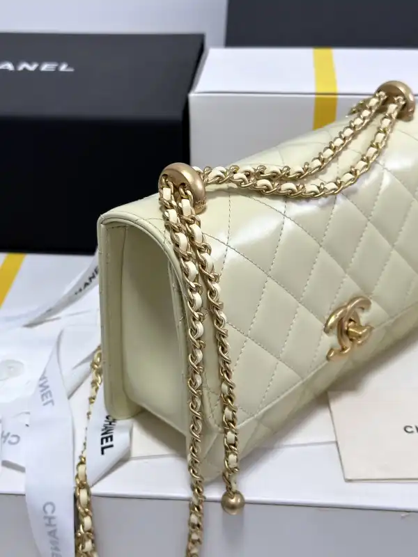 Firstbag ru CHANEL FLAP BAG - 14.5*22*8cm 0130