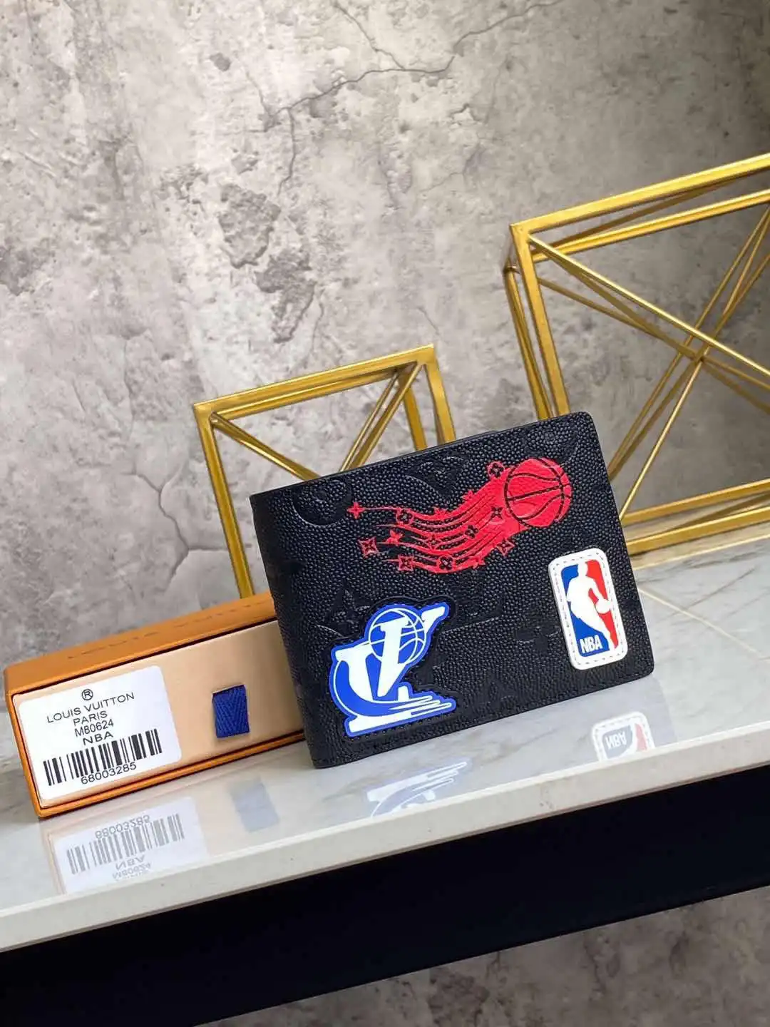 LOUIS VUITTON LVXNBA MULTIPLE WALLET 0125