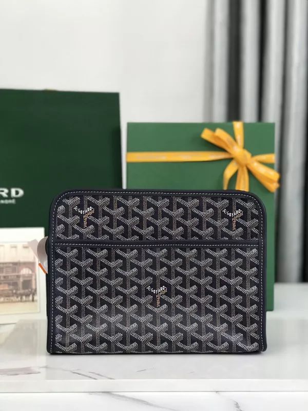 Goyard Jouvence Toiletry Bag MM 0117