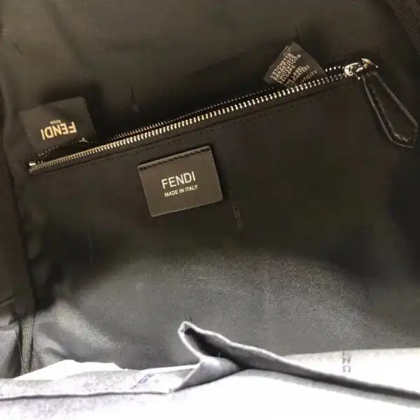 First bag ru Fendi Backpack 0122