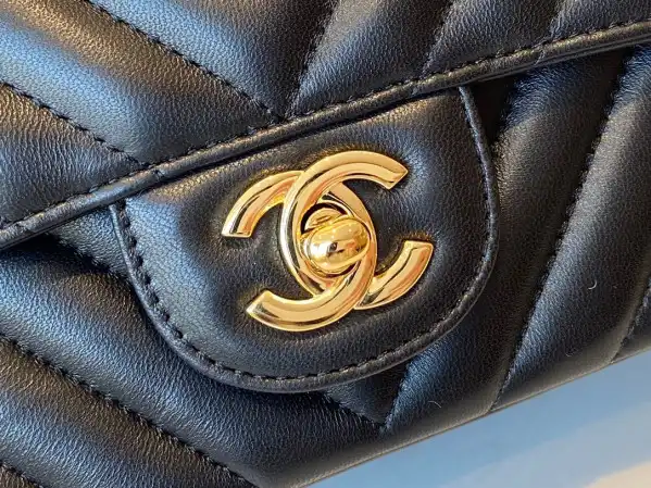 First bag ru CHANEL FLAP BAG 0130