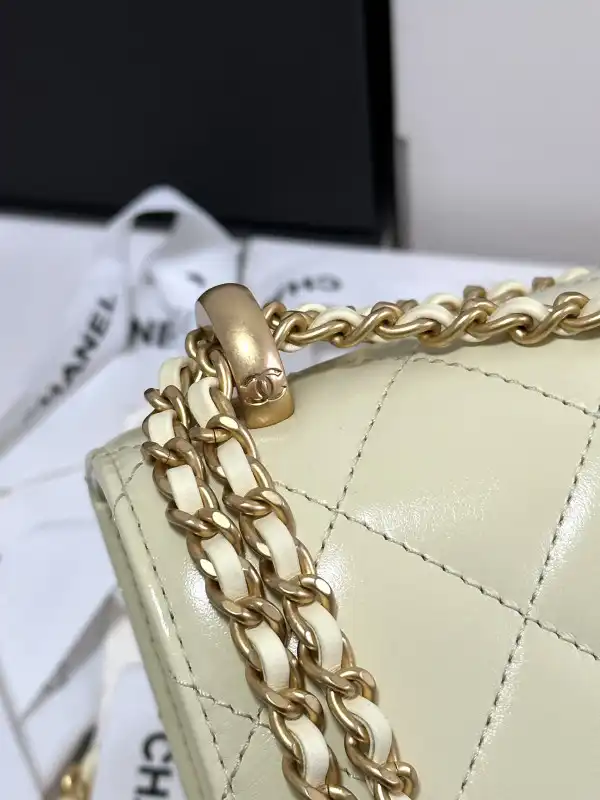 Firstbag ru CHANEL FLAP BAG - 14.5*22*8cm 0130