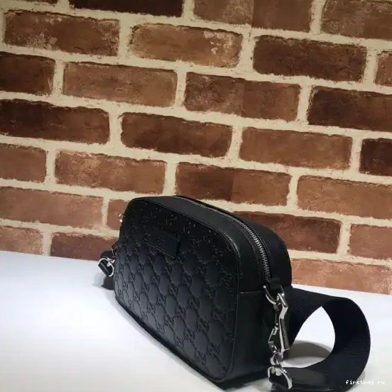 First bag ru Black shoulder bag GG GUCCI 0212