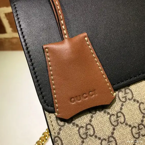 First bag ru padlock gucci 0226