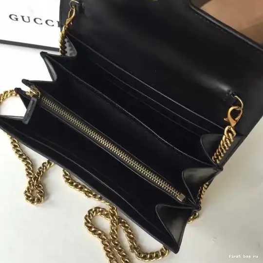 First bag ru Gucci Marmont 0210