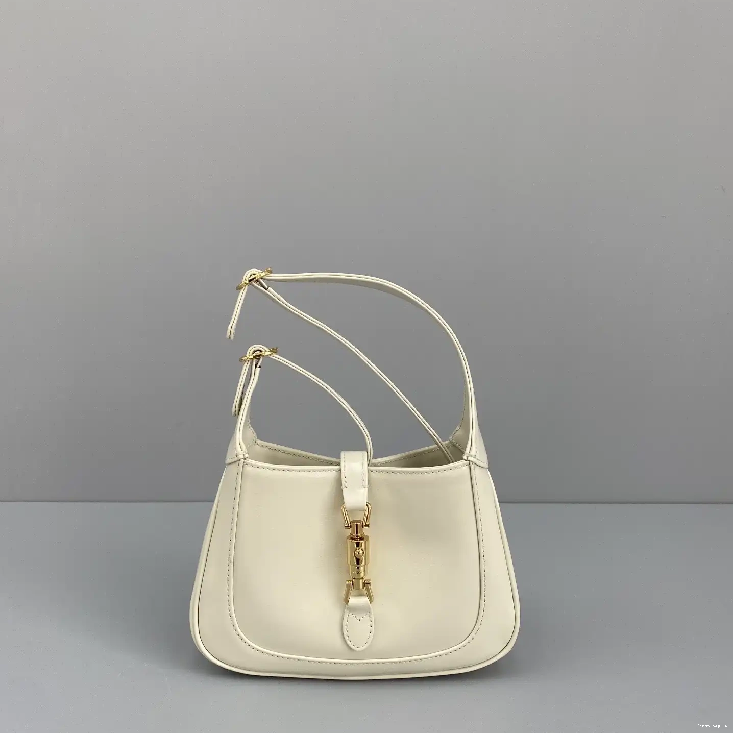 Firstbag ru bag Jackie mini GUCCI hobo 1961 0215