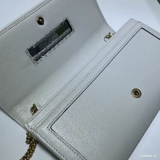 First bag ru chain bamboo Gucci wallet with Diana 0221