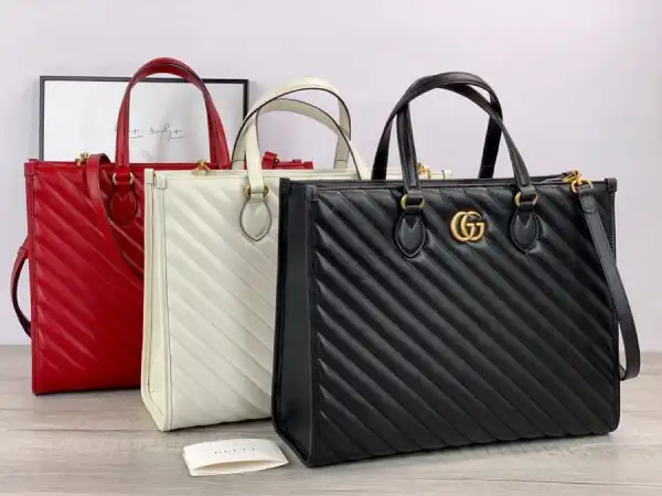 First bag ru GUCCI GG Marmont medium tote bag 0205