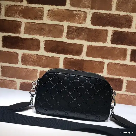 First bag ru Black shoulder bag GG GUCCI 0212