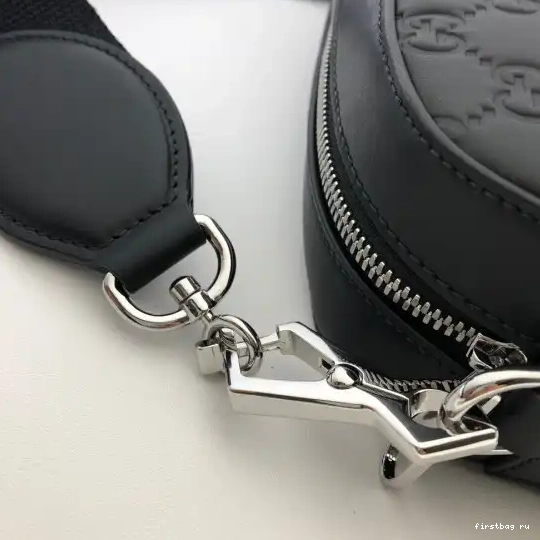 First bag ru Black shoulder bag GG GUCCI 0212