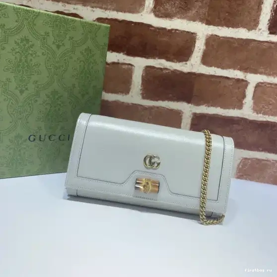 First bag ru chain bamboo Gucci wallet with Diana 0221