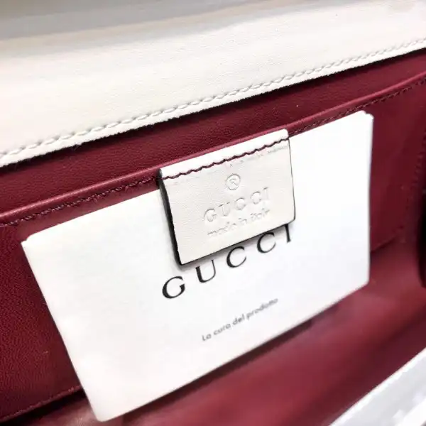 Firstbag ru Gucci Zumi smooth leather small shoulder bag 0205