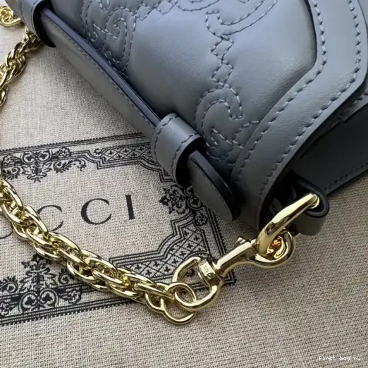 First bag ru TOP GUCCI BAG HANDLE MATELASSÉ SMALL GG 0214