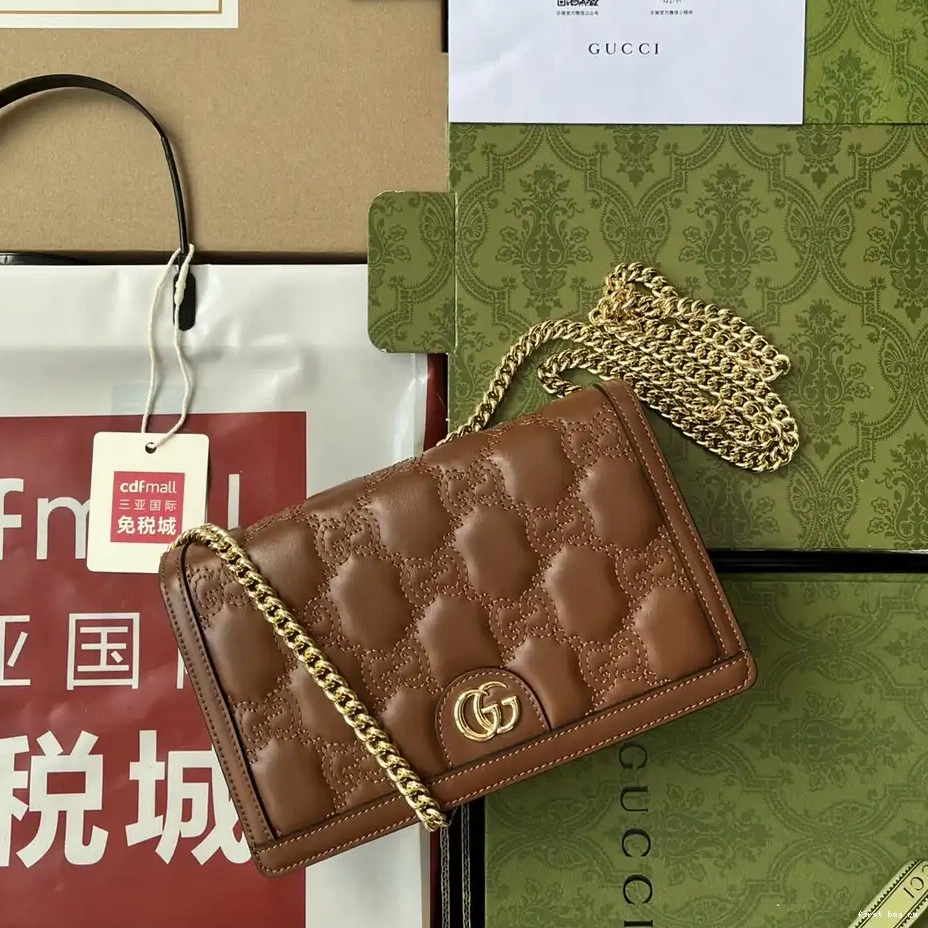 Firstbag ru GUCCI MATELASSÉ CHAIN WALLET GG 0225