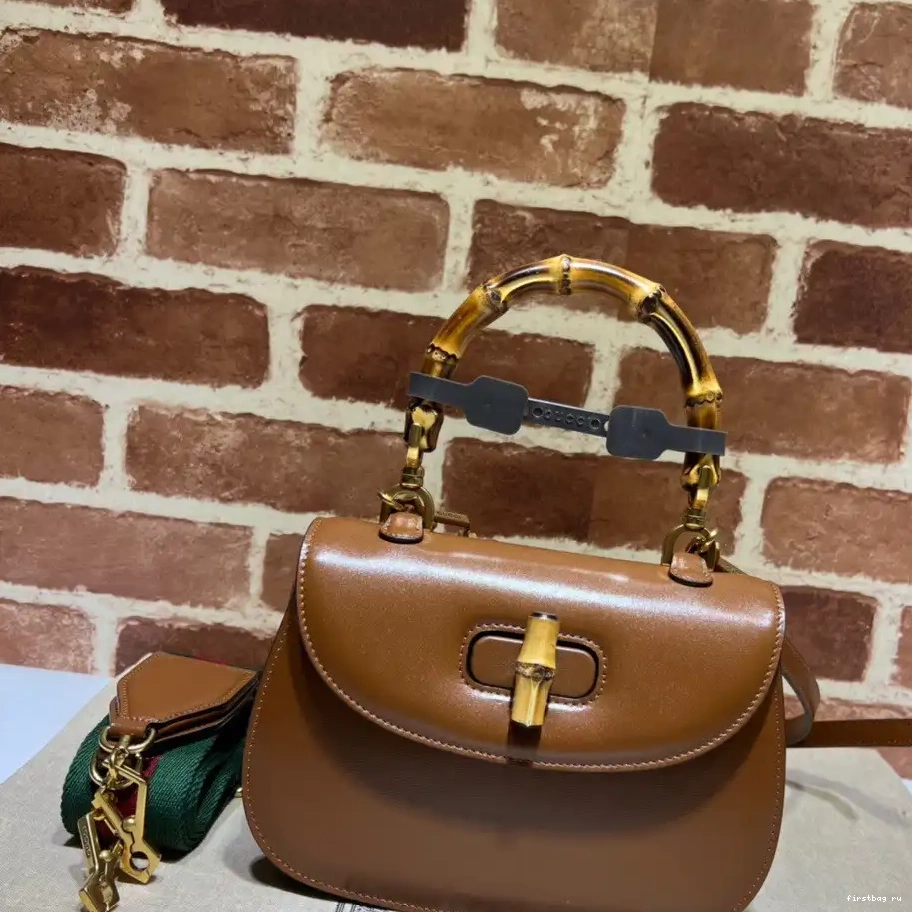 Firstbag ru Gucci Small bag with Bamboo top handle 0221