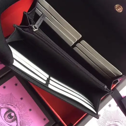 First bag ru Wallet Gucci GG 0217