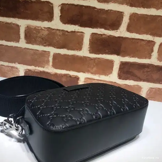 First bag ru Black shoulder bag GG GUCCI 0212