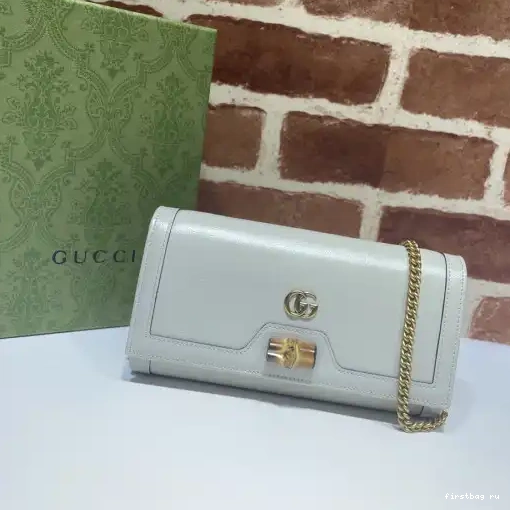 First bag ru chain bamboo Gucci wallet with Diana 0221