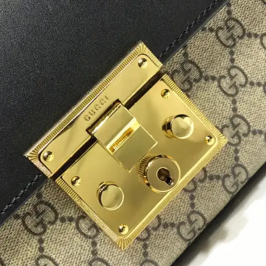 First bag ru padlock gucci 0220