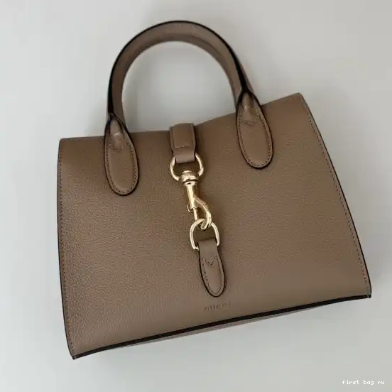 Firstbag ru CHANELosure tote Small Gucci hook with bag 0309