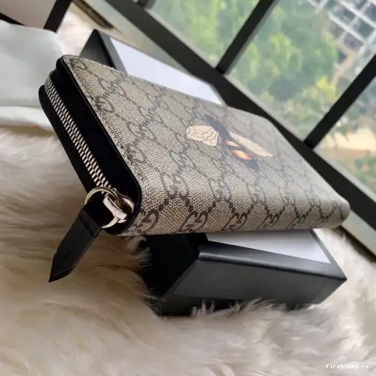 Firstbag ru Bee print GUCCI GG around wallet zip 0318