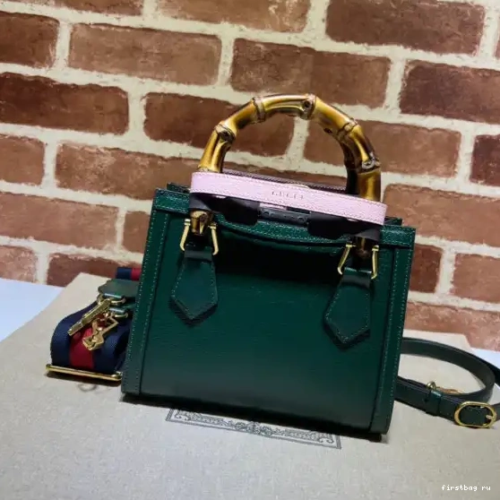 First bag ru Diana bag Gucci mini tote 0319