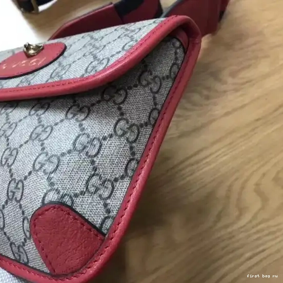 First bag ru messenger Gucci GG bag 0310