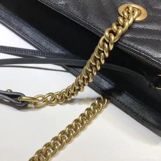 Firstbag ru Marmont medium matelassé GG tote GUCCI 0318