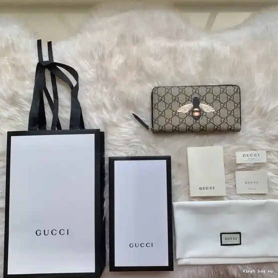 Firstbag ru Bee print GUCCI GG around wallet zip 0318